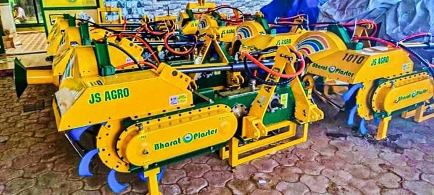 Ridge Plastering Machine
