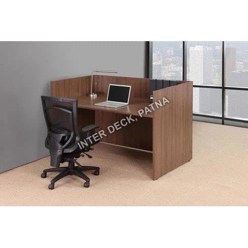 Rectangular Modern Wooden Office Table, With Storage