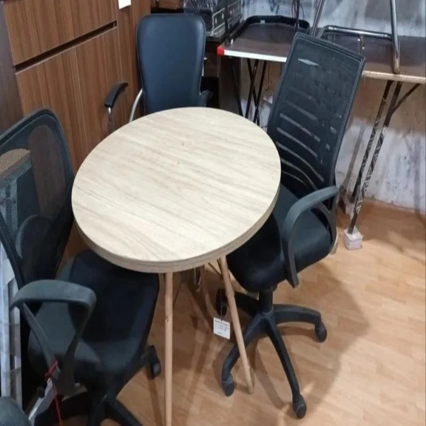 30 Inch 4 Seater Round Meeting Office Table