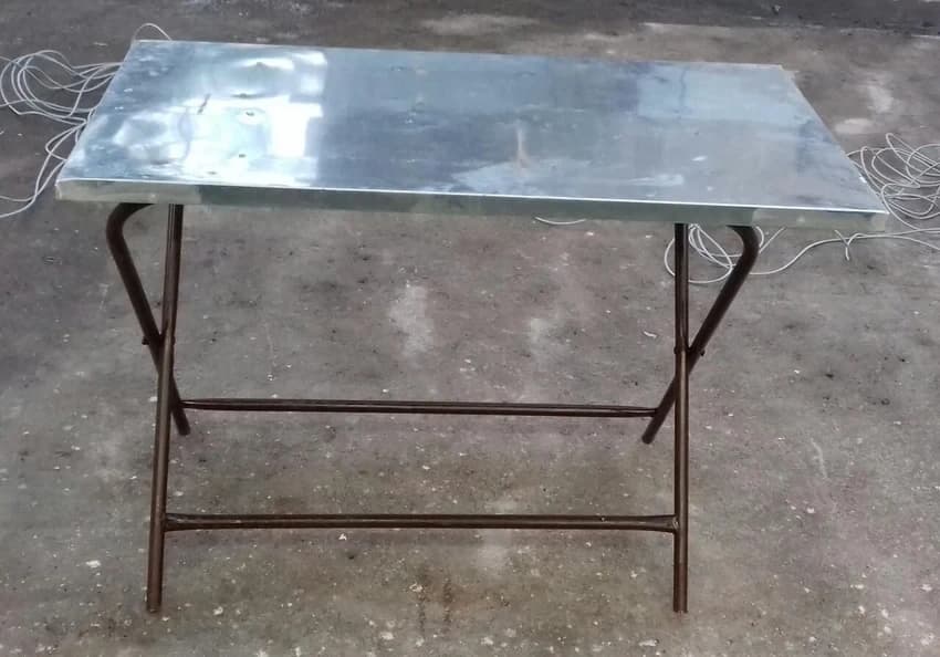 IRON LEGS TOP TRAY Table Tent House (5 KG top)