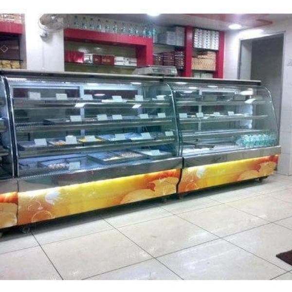 Sweet Display Counter