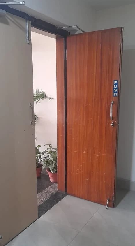 Laminated Single Door Wooden Flush Doors, 40 mm