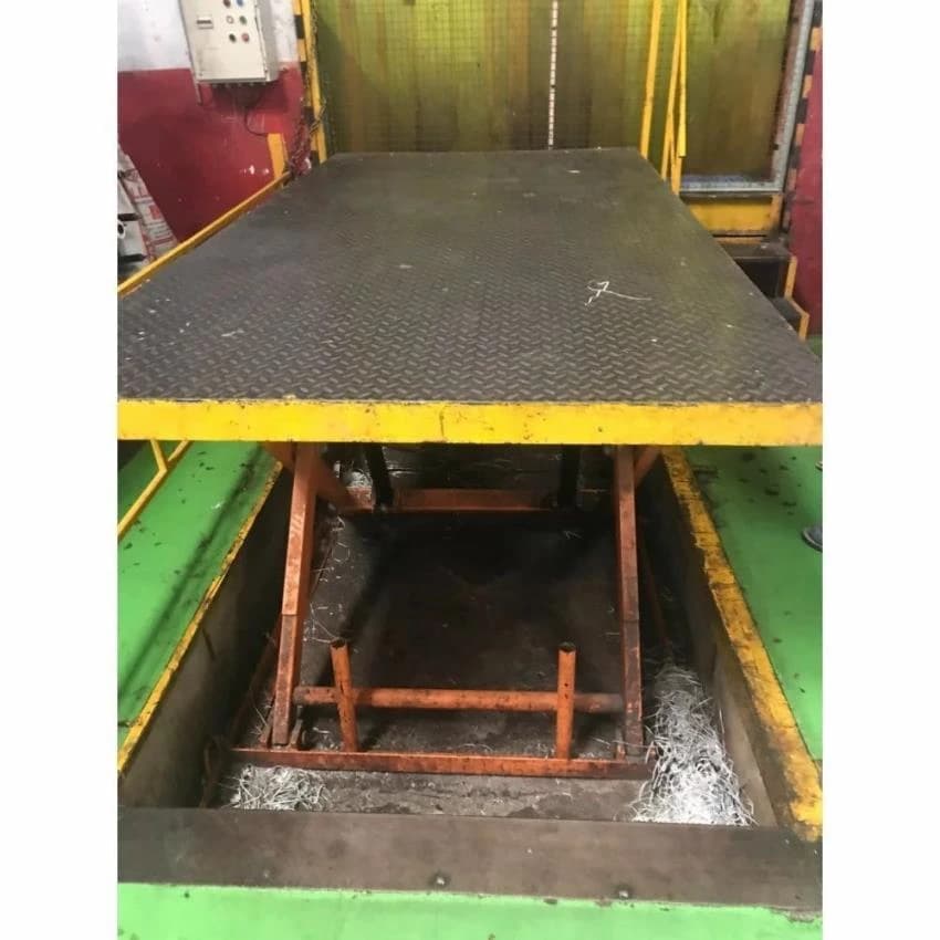 Hydraulic Car Washing Lift, Operating Height: 0-10 feet, Capacity: 1-2 ton