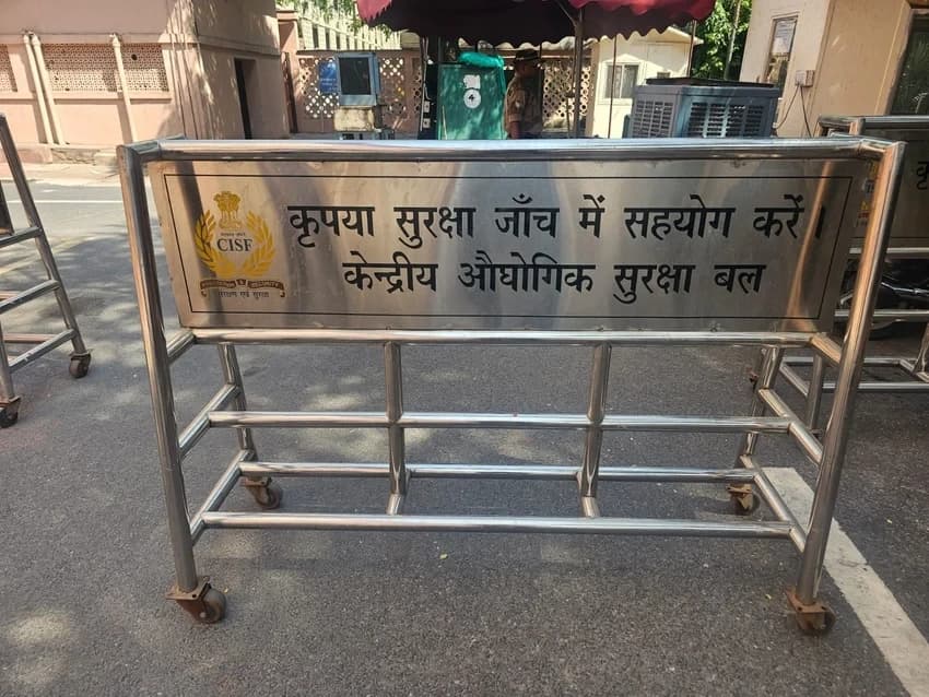 Road Safety Stainless Steel Barricade