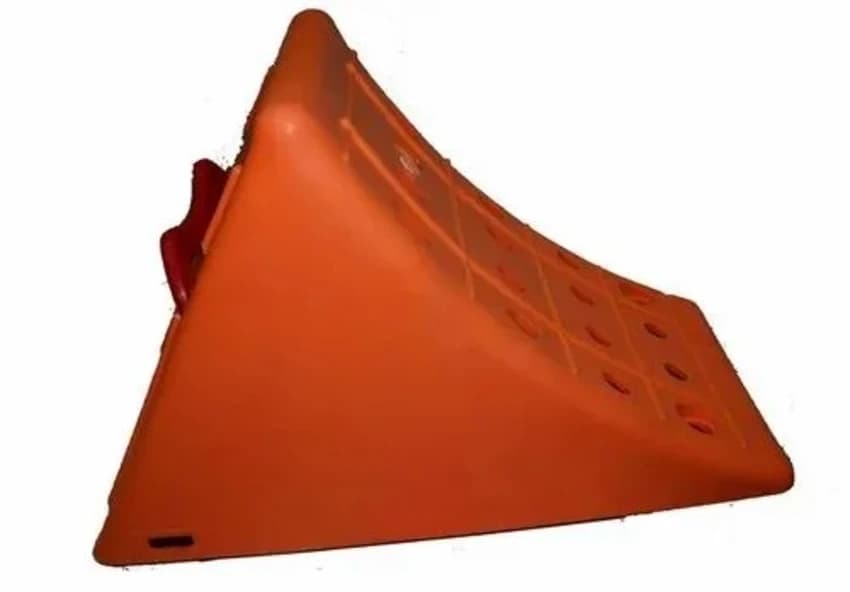 Plastic Wheel Chock for LCV