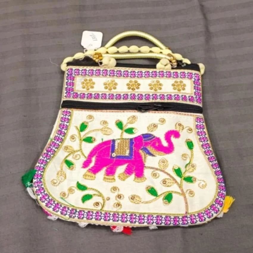 Multicolor Ladies Cotton Canvas Hand Embroidered Side Bag
