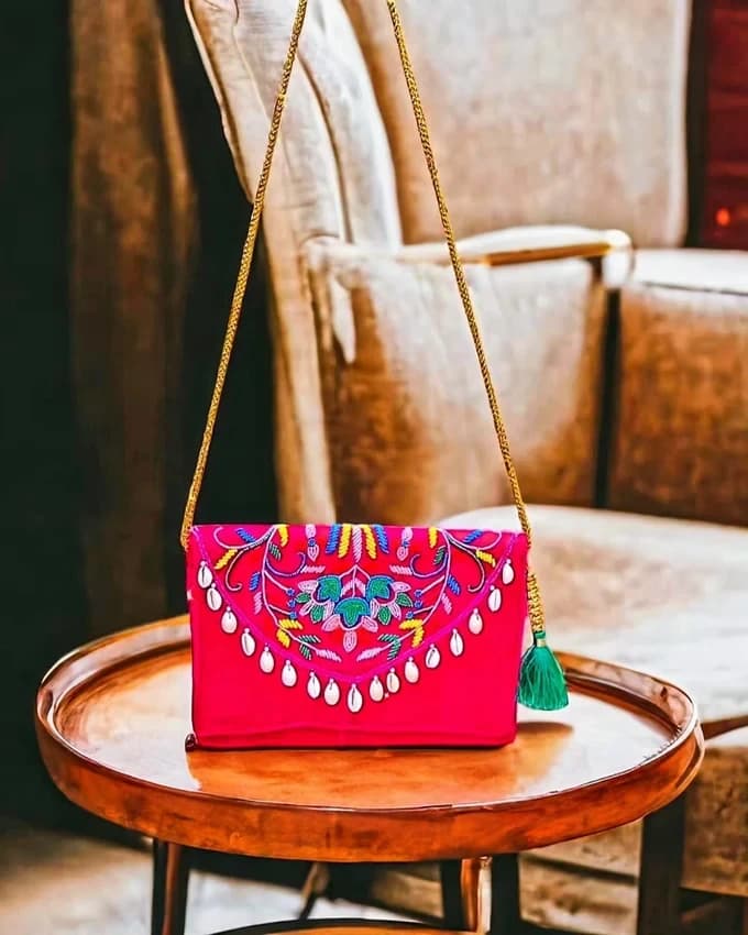 Embroiders Kori Sling Bag, Silk