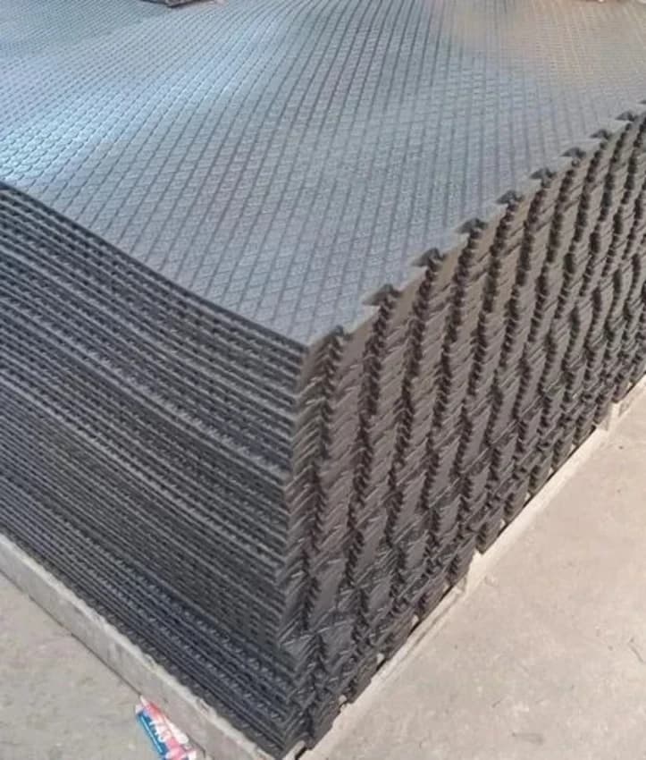 Rug Surface Hard Rubber Mate