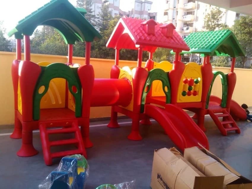 Yellow Kids Play Equipment, Size: 3Inch