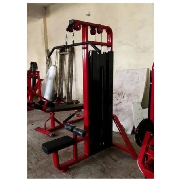 Lat Pulldown Machine