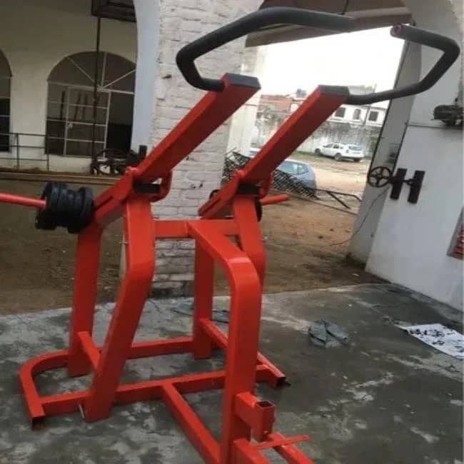 High Lat Pulldown Machine