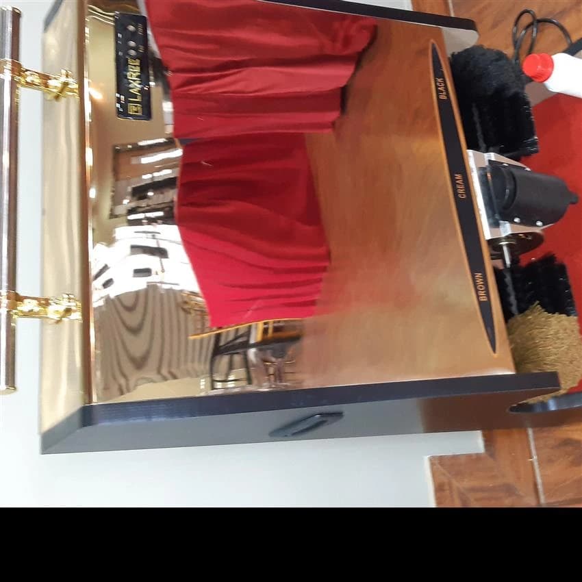 Shoe Shiner Machine