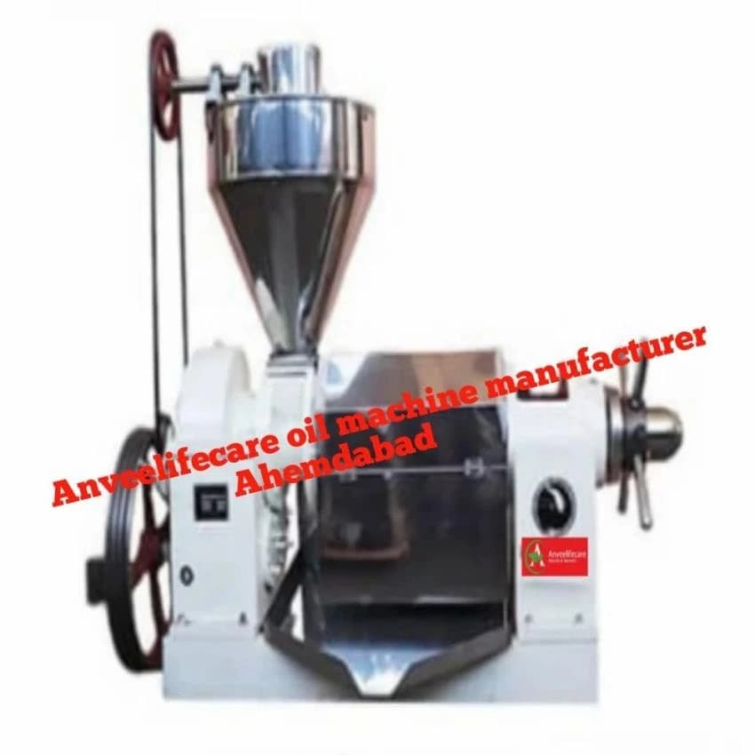 Standard 6 Bolt Cold Press Coconut Oil Extraction Machine, Capacity: 3 ton/day