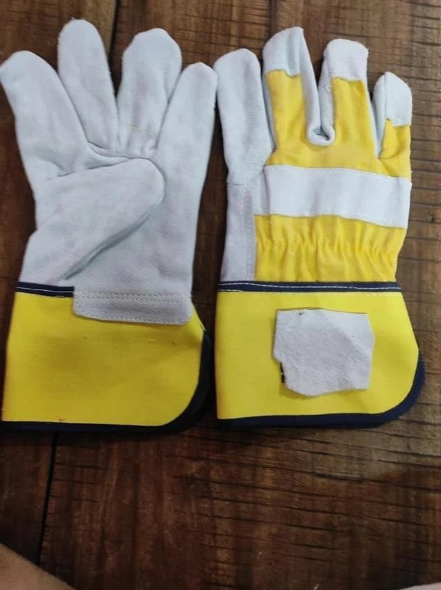 SAFETY HAND GLOVES FENCE ACCESSORY, For Industrial