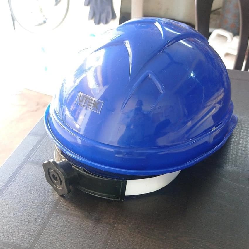 Standard Material Safety Helmet Yellow, Red, White, Blue, Size: Free Size